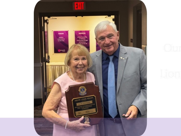 Diane Renyhart receiving a Melvin Jones Fellowship